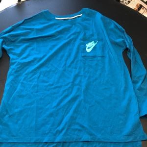 Nike Long Sleeve Size Large